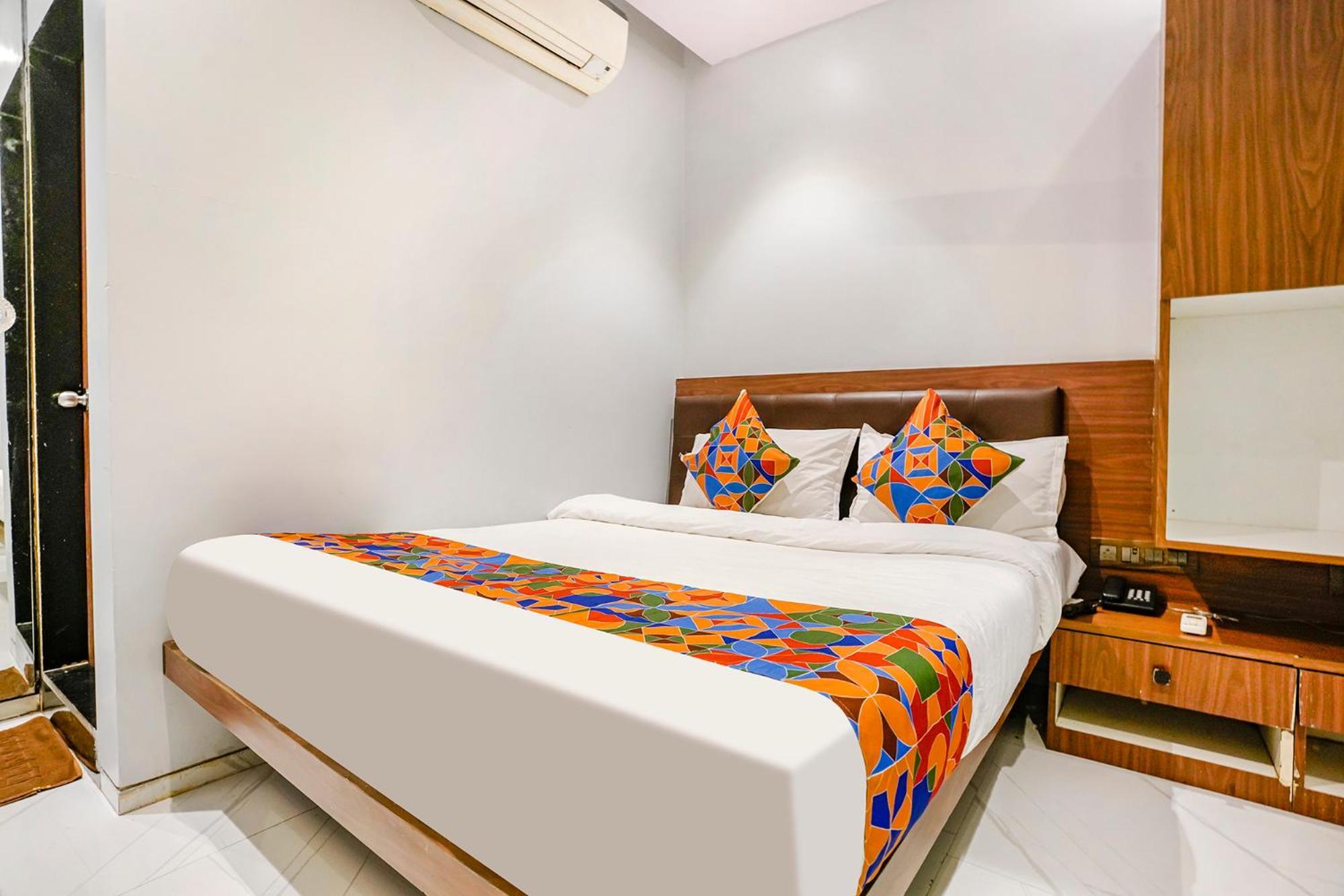 Fabhotel Powai Inn Mumbai Exterior photo