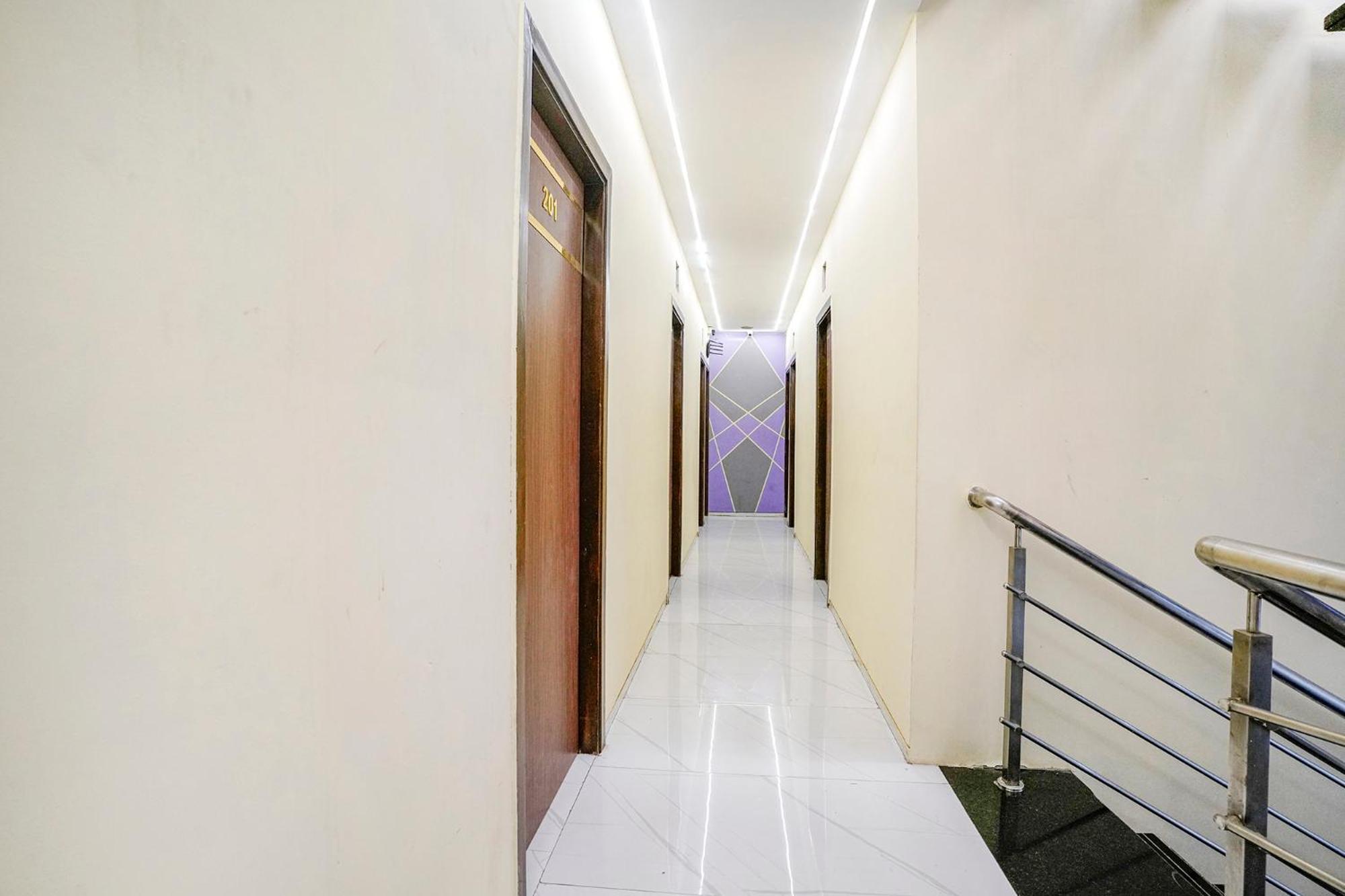Fabhotel Powai Inn Mumbai Exterior photo