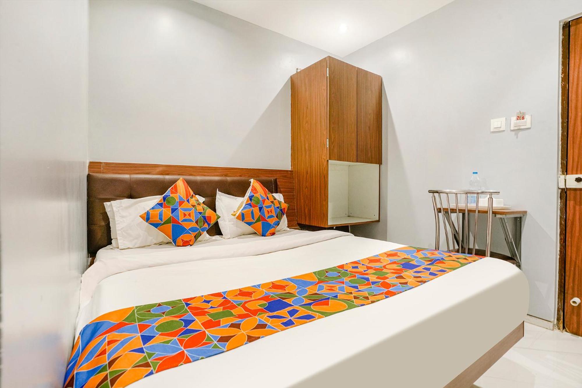 Fabhotel Powai Inn Mumbai Exterior photo